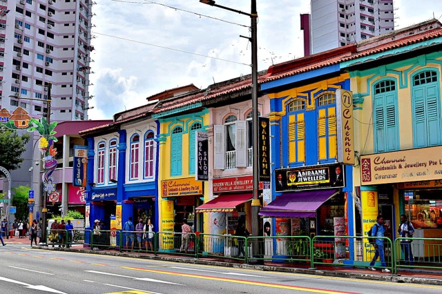 Singapore's Little India – Dirt on Your Shoes